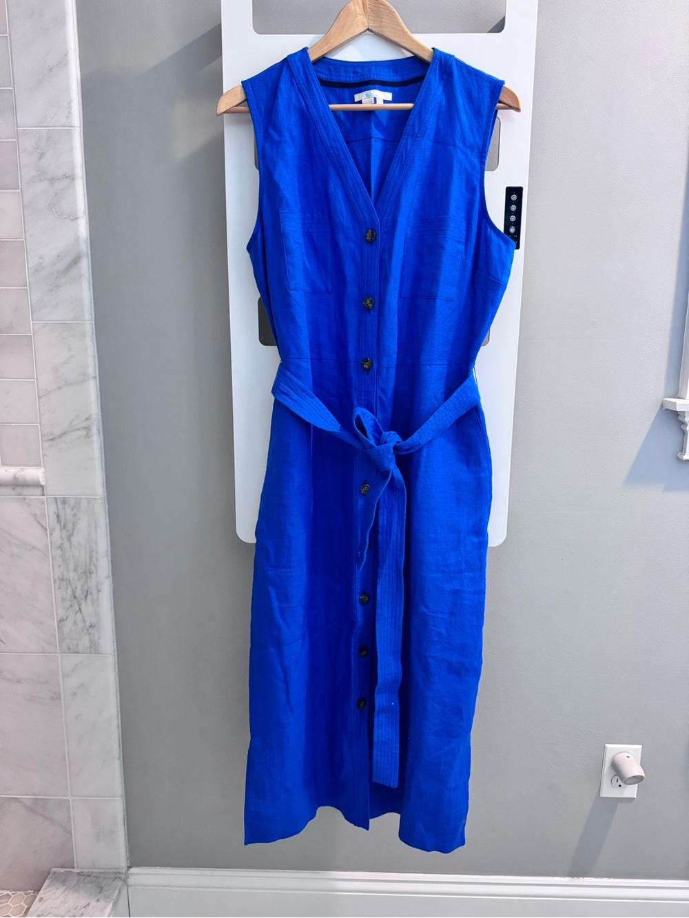 Boden Catriona Linen Dress - Sleeveless Blue Button-Front Belted Maxi Dress - Picture 5 of 6